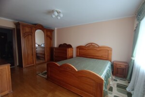 Долгосрочная аренда квартиры, Хмельницкий, р‑н. Центр, Свободы улица, дом 3/1