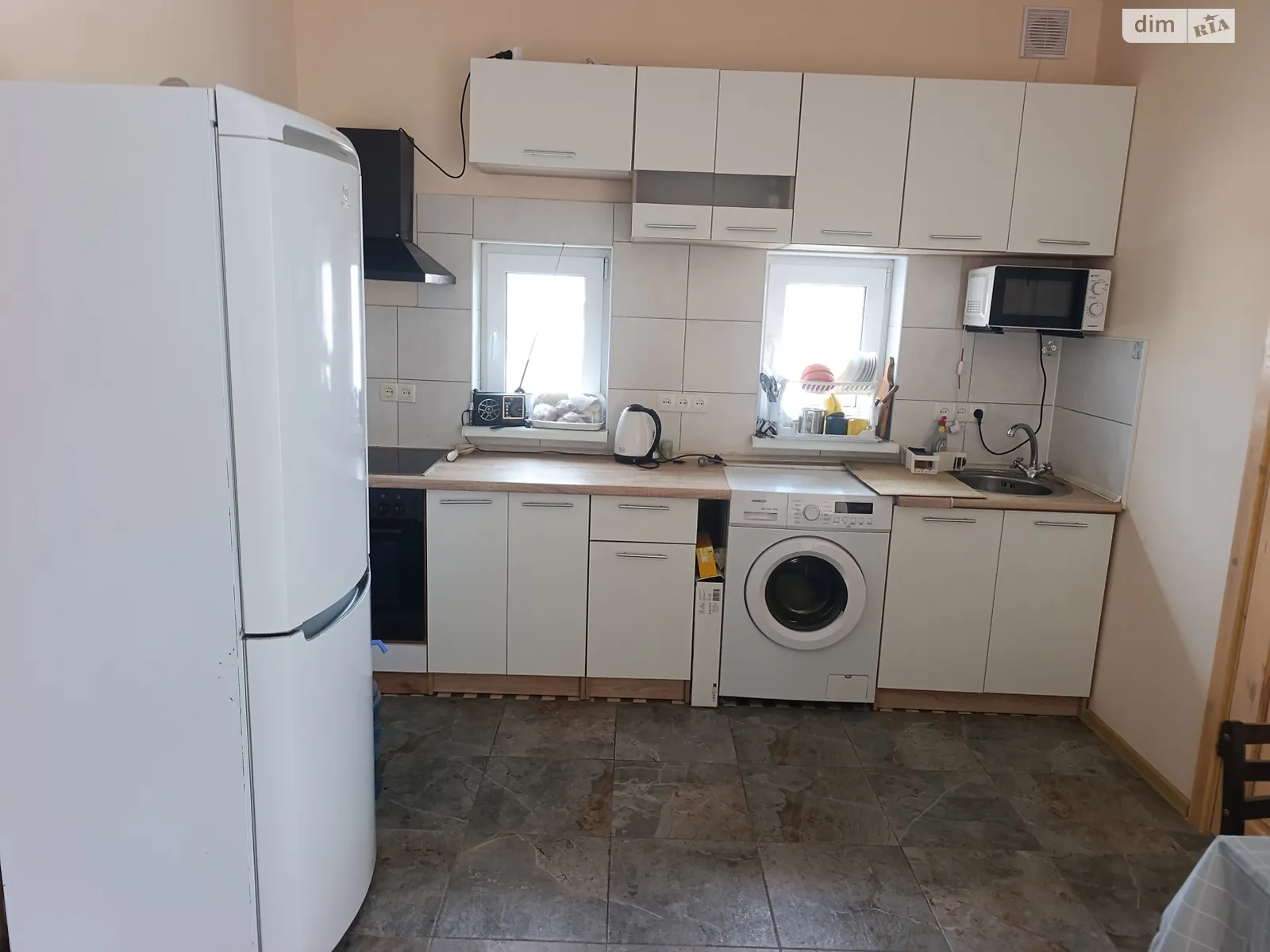 Продается 2-комнатная квартира 45.2 кв. м в Борисполе, ул. Анатолия Соловьяненко, 1 - фото 1