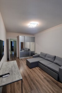 Довгострокова оренда квартири, Івано-Франківськ, р‑н. Центр, Андрія Мельника вулиця, буд. 10