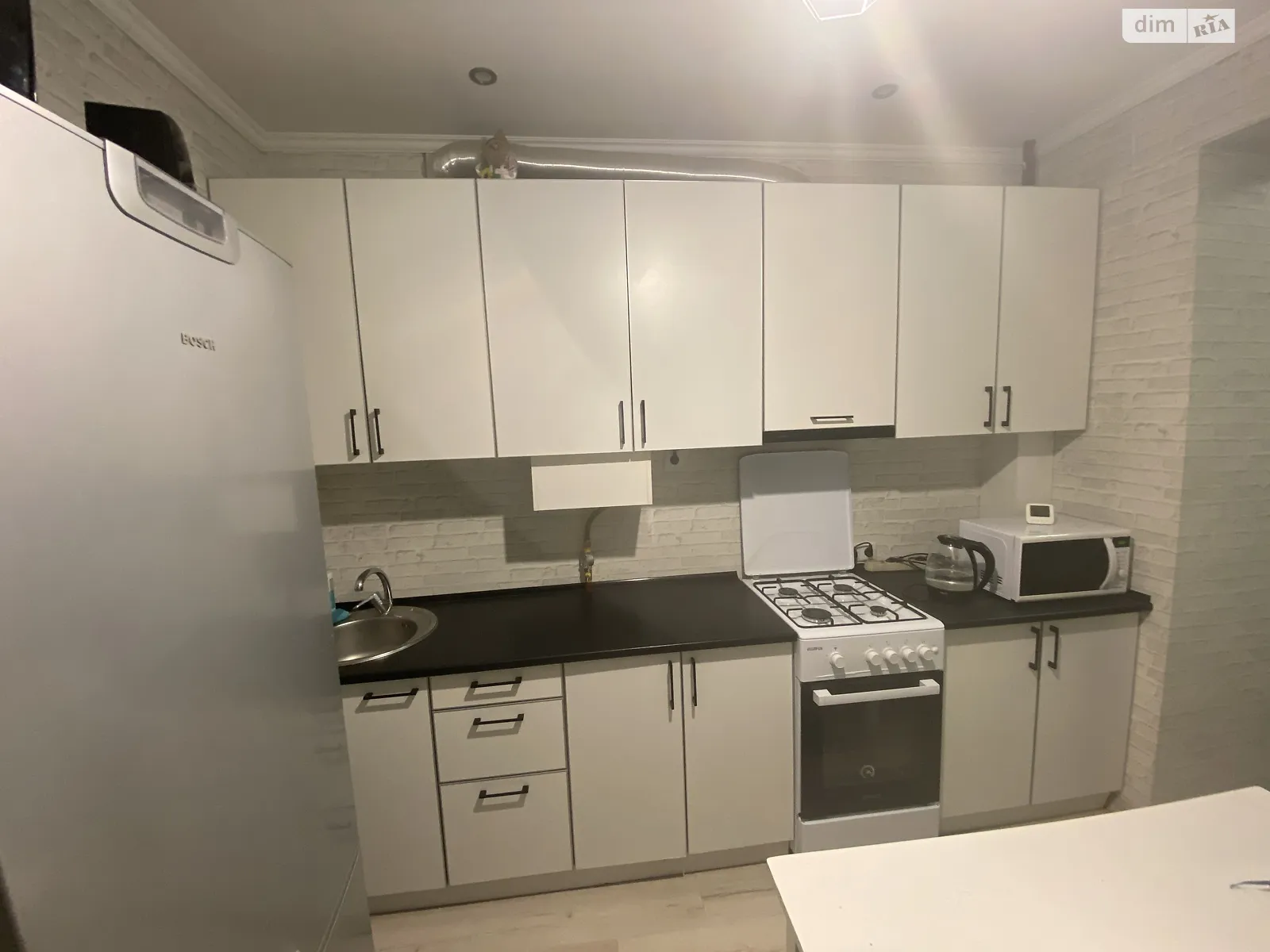 Продается 1-комнатная квартира 36.2 кв. м в Буче, ул. Ивана Кожедуба, 1 - фото 1