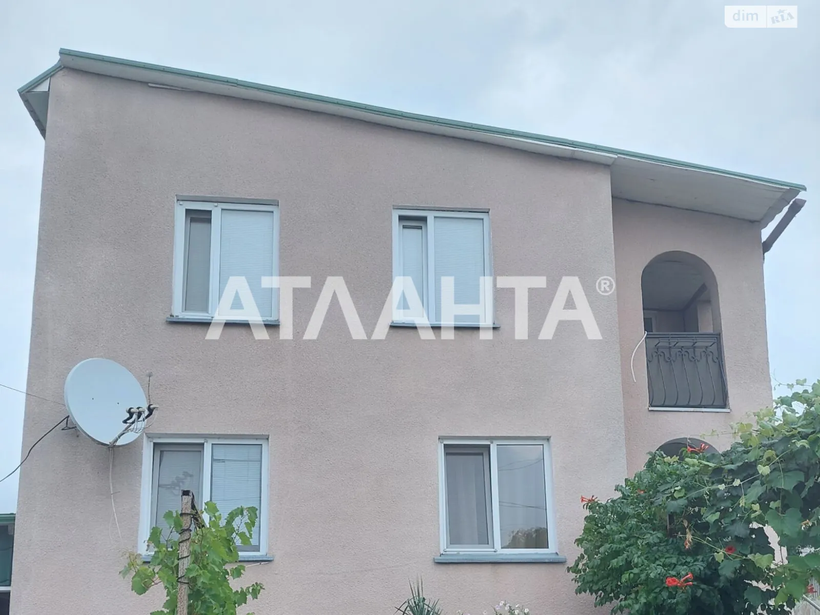 Продается дом на 2 этажа 156.8 кв. м с садом, цена: 70000 $ - фото 1