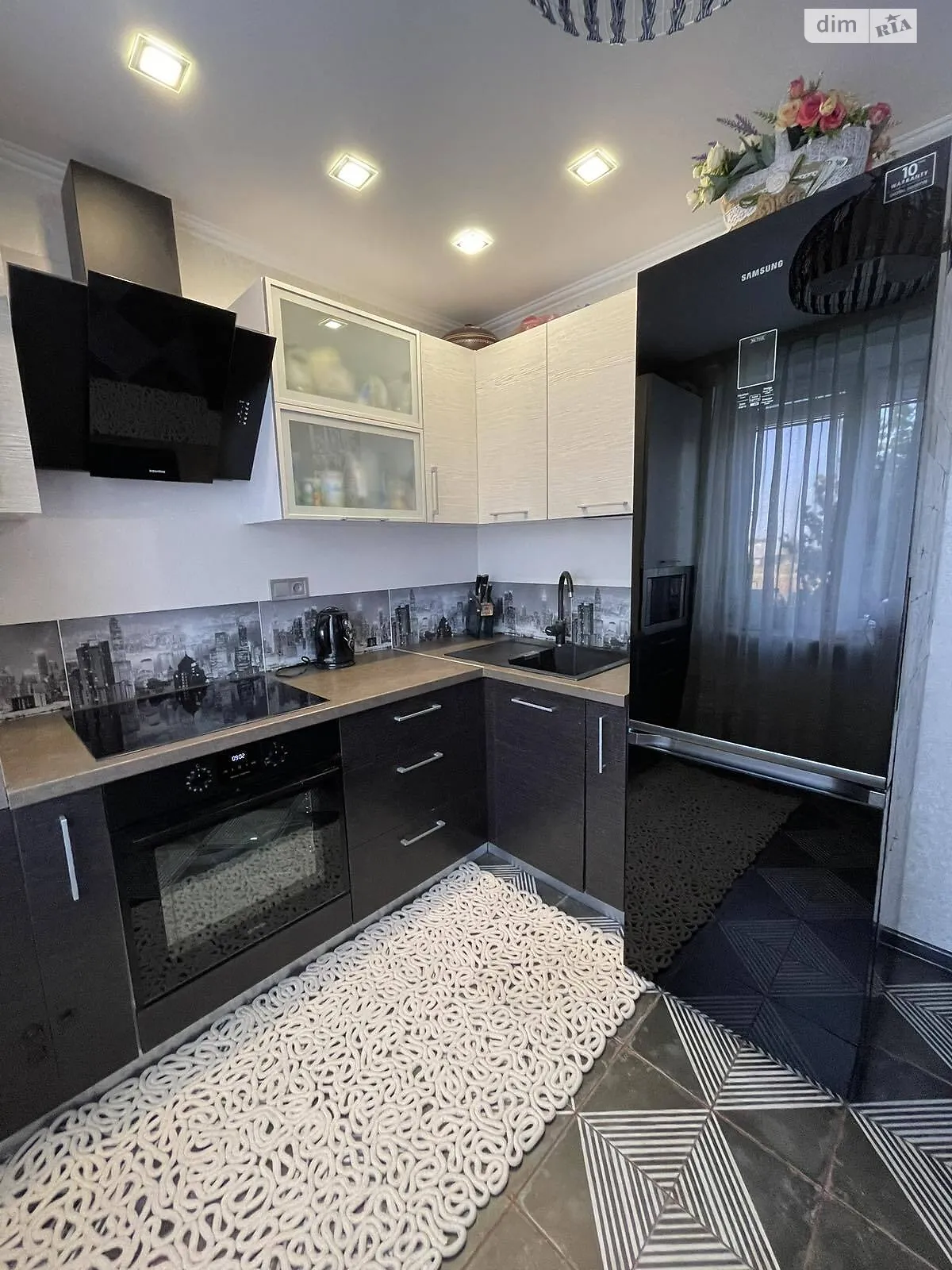 Продается 2-комнатная квартира 50 кв. м в Теплике, ул. Независимости, 6 - фото 1