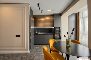 Продажа квартиры, Ивано-Франковск, р‑н. Центр, Высочана Семена улица, дом 18/13