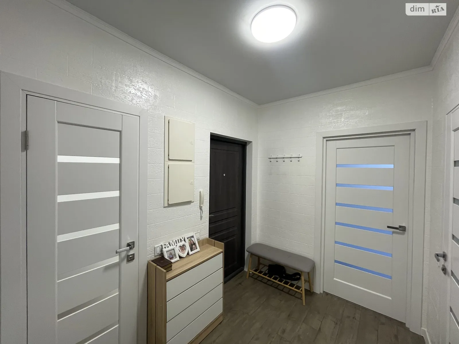 Продается 2-комнатная квартира 60 кв. м в Лиманке, мас. Радужный, 24 - фото 1