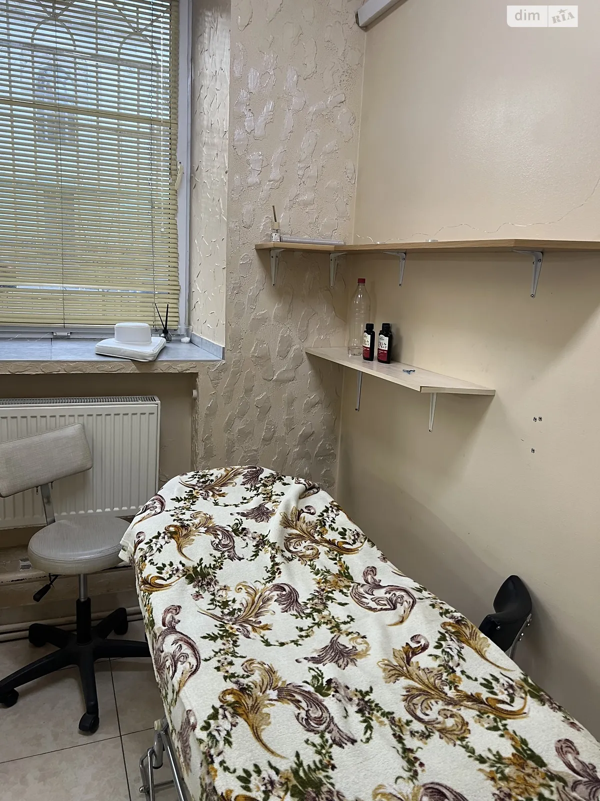 Продается помещения свободного назначения 92 кв. м в 4-этажном здании, цена: 97000 $ - фото 1