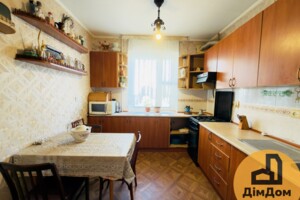 Довгострокова оренда квартири, Київ, р‑н. Харківський Масив, ст.м. Харківська, Харківське шосе, буд. 168Б