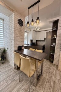 Продаж квартири, Хмельницький, р‑н. Виставка, Вінницький 1-й провулок, буд. 9