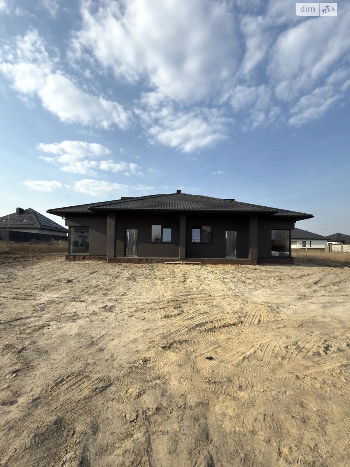 Рованці Луцк, цена: 72000 $ - фото 1