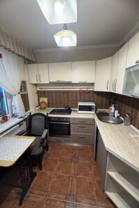 Продаж квартири, Харків, р‑н. Павлівка, ст.м. Держпром, Лопанська вулиця, буд. 31