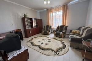 Сниму дом в Хусте долгосрочно