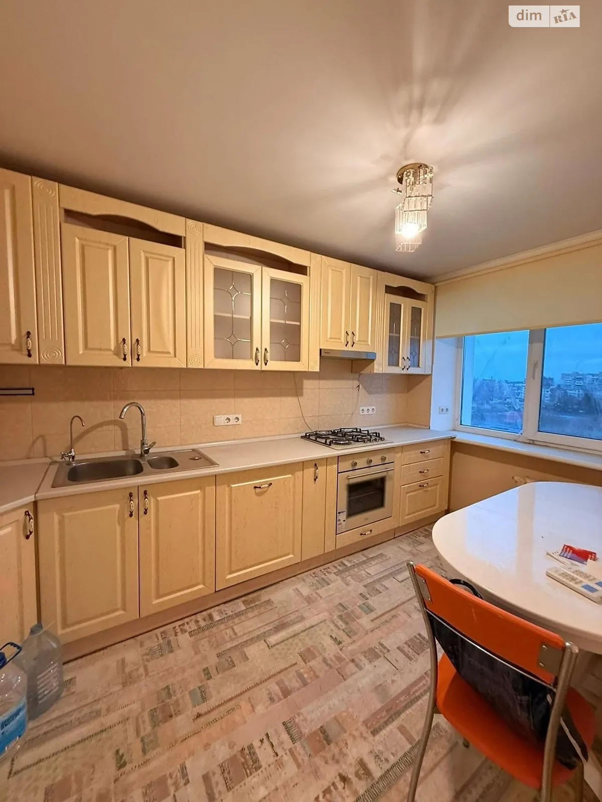 Продается 4-комнатная квартира 80 кв. м в Черноморске, цена: 68000 $ - фото 1