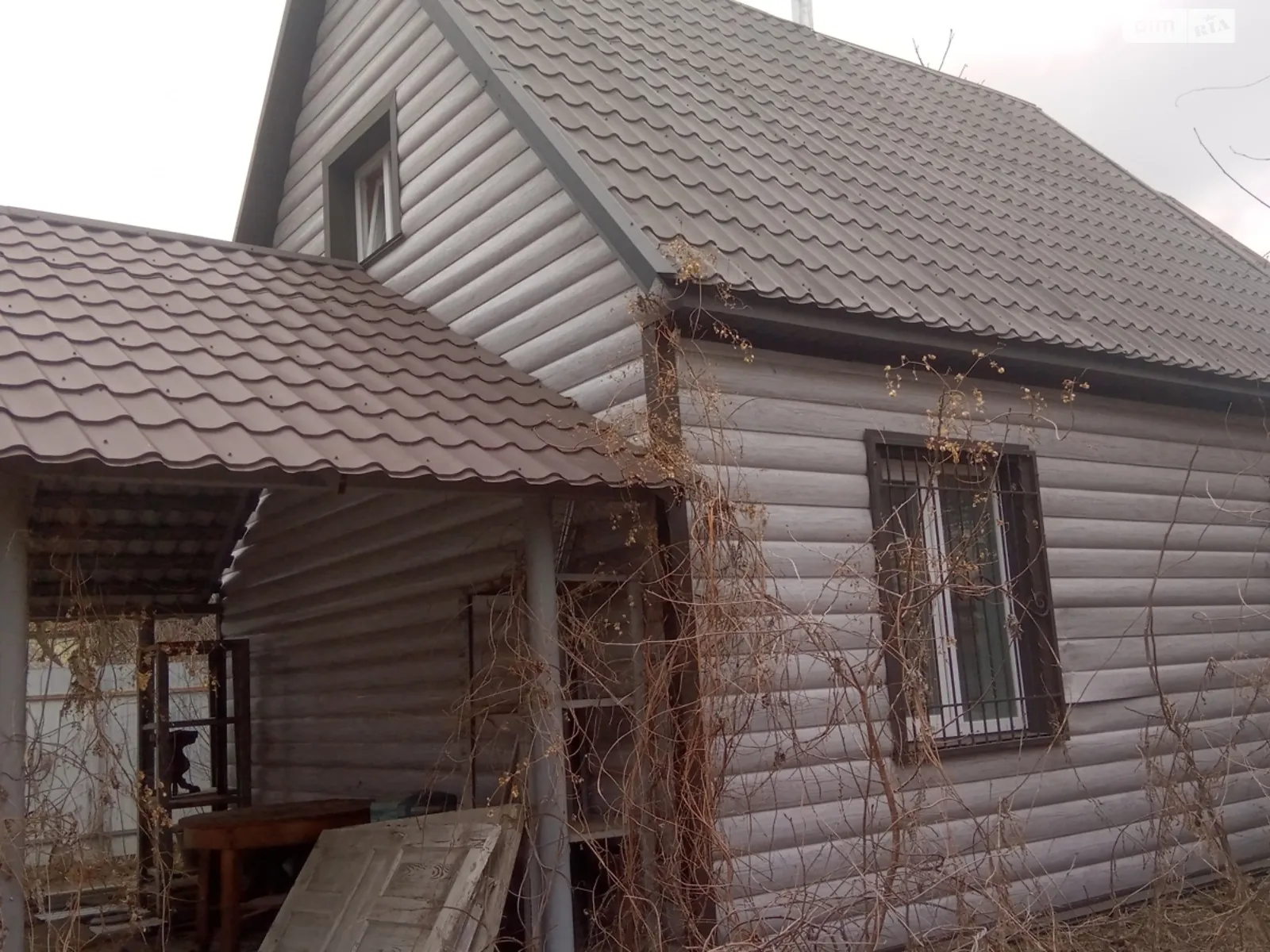 Продается дом на 2 этажа 110 кв. м с подвалом, цена: 35000 $ - фото 1