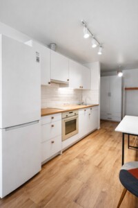 Куплю квартиру в Вышгороде без посредников