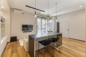 Продажа квартиры, Киев, р‑н. Нивки, ст.м. Нивки, Салютная улица, дом 2 корпус 21