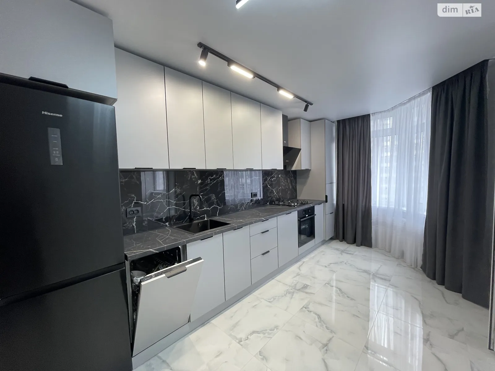 1-комнатная квартира 50 кв. м в Тернополе, ул. Смакулы - фото 1