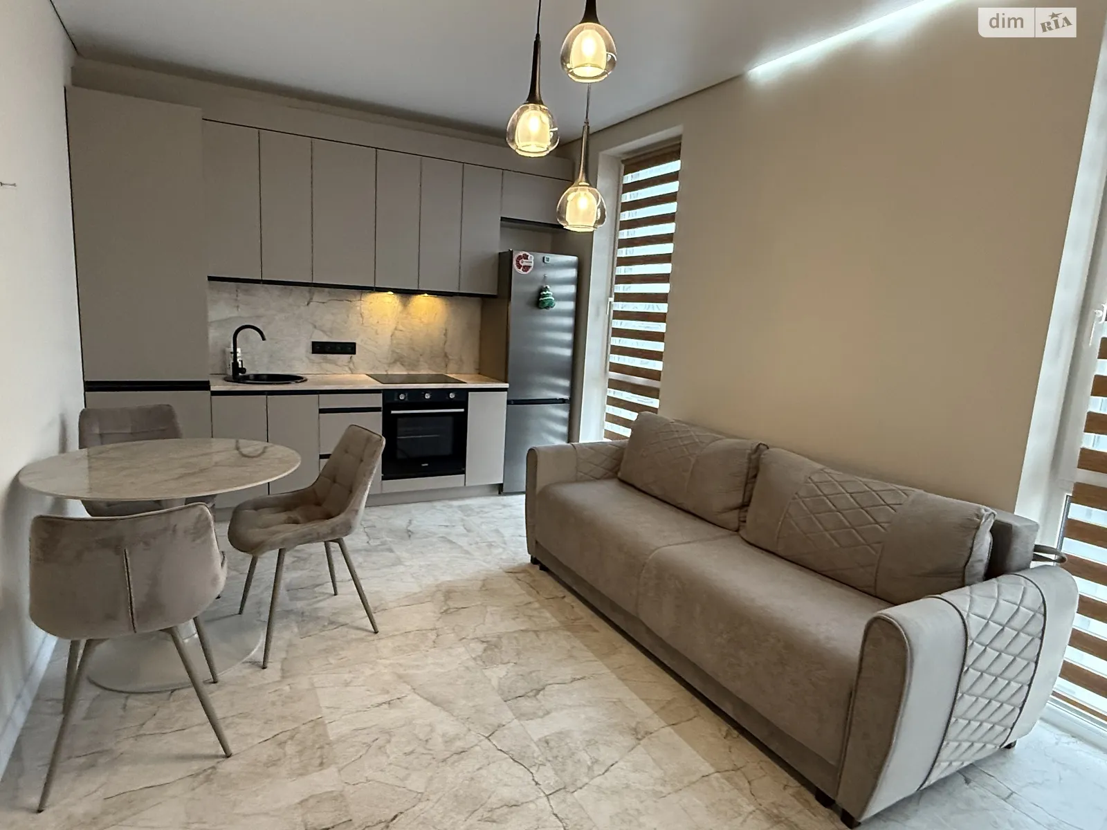 Здається в оренду 1-кімнатна квартира 42 кв. м у Ужгороді, вул. Собранецька, 150 - фото 1