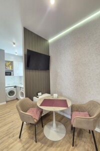 Продаж квартири, Львів, р‑н. Галицький, Ляйнберга вулиця, буд. 3