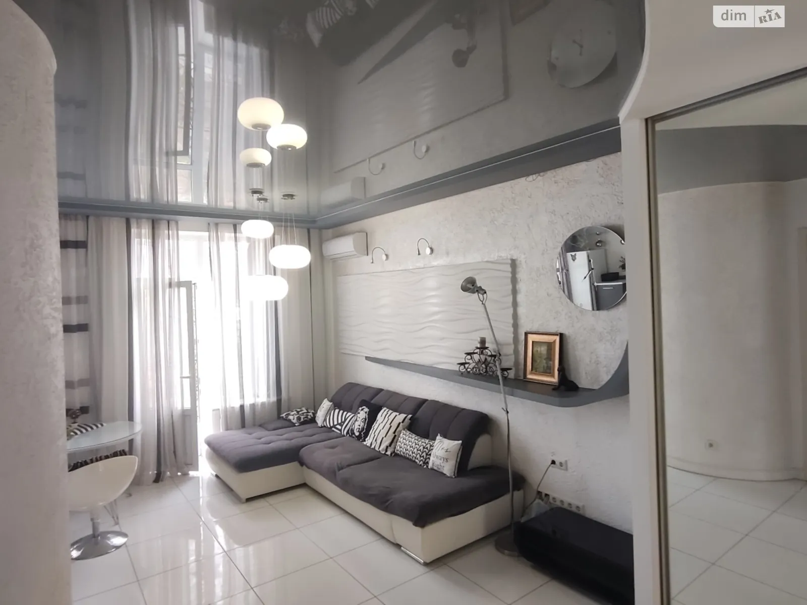 Продается 1-комнатная квартира 78 кв. м в Одессе, цена: 103000 $ - фото 1