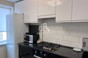 Продажа квартиры, Днепропетровская, Кривой Рог, р‑н. Саксаганский, 200-летия Кривого Рога проспект, дом 5