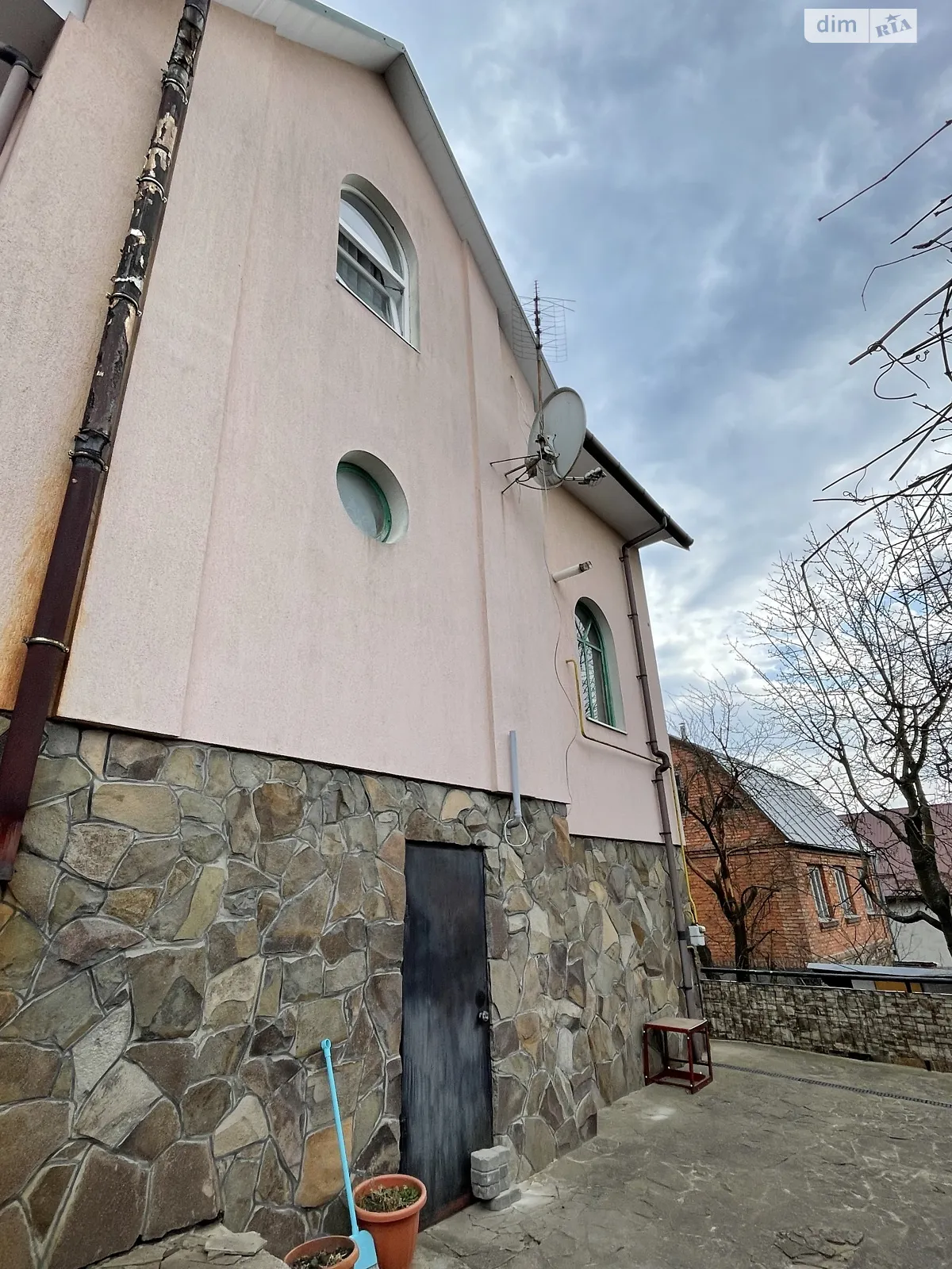 Сдается в аренду дом на 2 этажа 130 кв. м с баней/сауной, цена: 20500 грн - фото 1