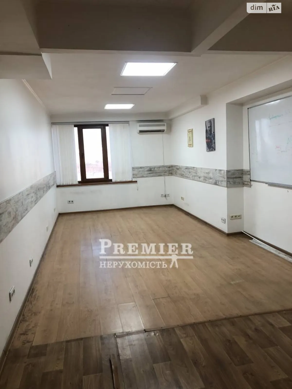 Продается помещения свободного назначения 105.4 кв. м в 14-этажном здании, цена: 105000 $ - фото 1