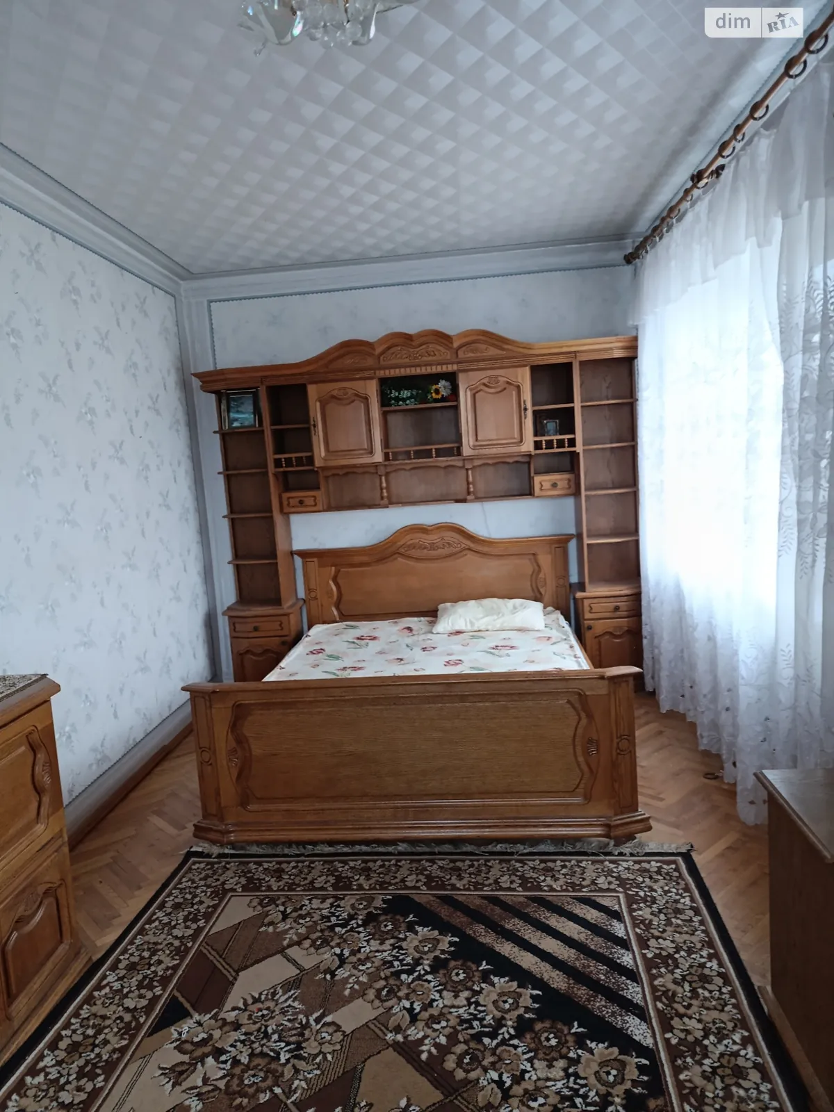 Продается дом на 3 этажа 240 кв. м с баней/сауной, цена: 139900 $ - фото 1