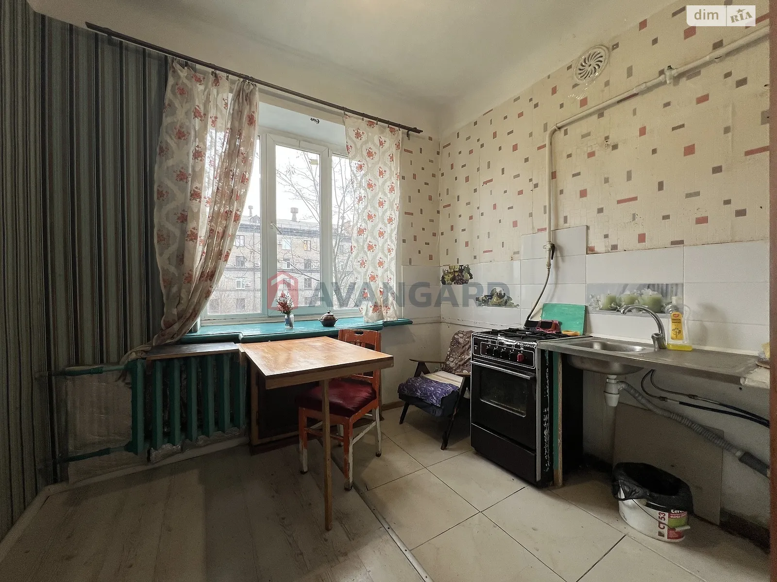 1-комнатная квартира 37 кв. м в Запорожье, просп. Соборный, 170Б - фото 1