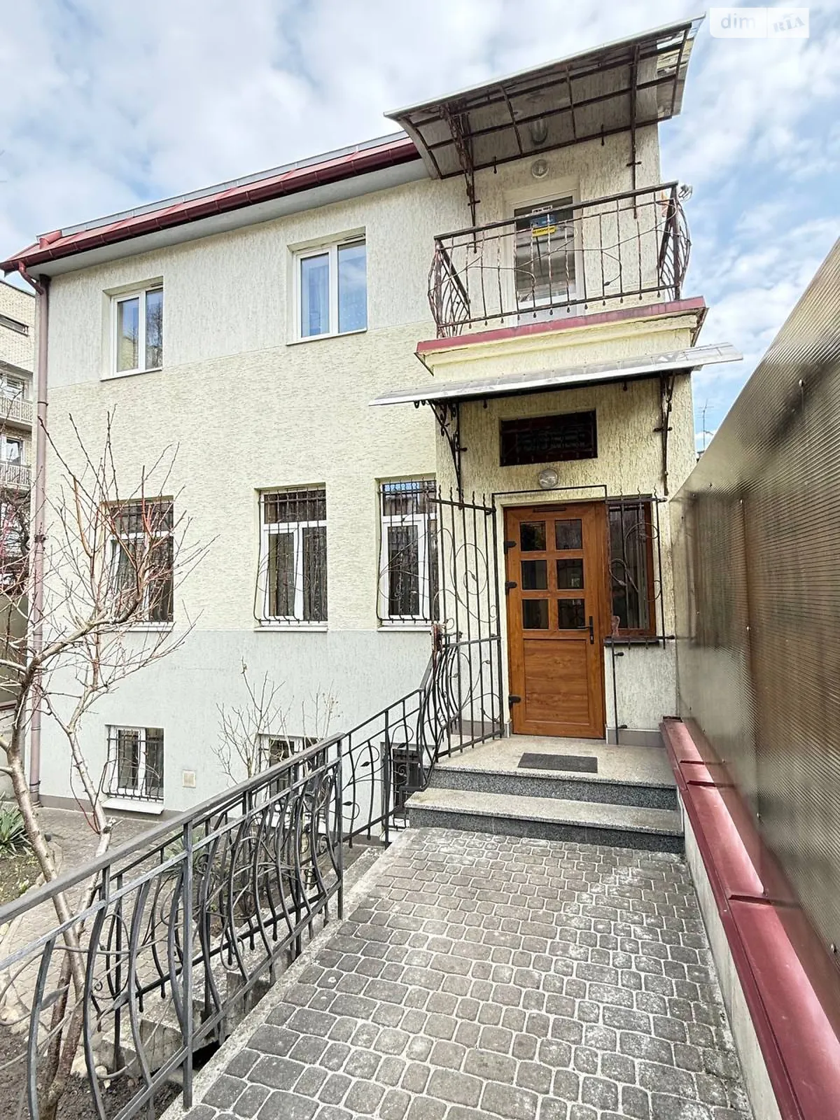 Продается дом на 2 этажа 198.5 кв. м с верандой, цена: 318000 $ - фото 1