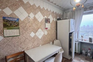 Продаж квартири, Одеса, р‑н. Черемушки, Євгена Танцюри (Генерала Петрова) вулиця