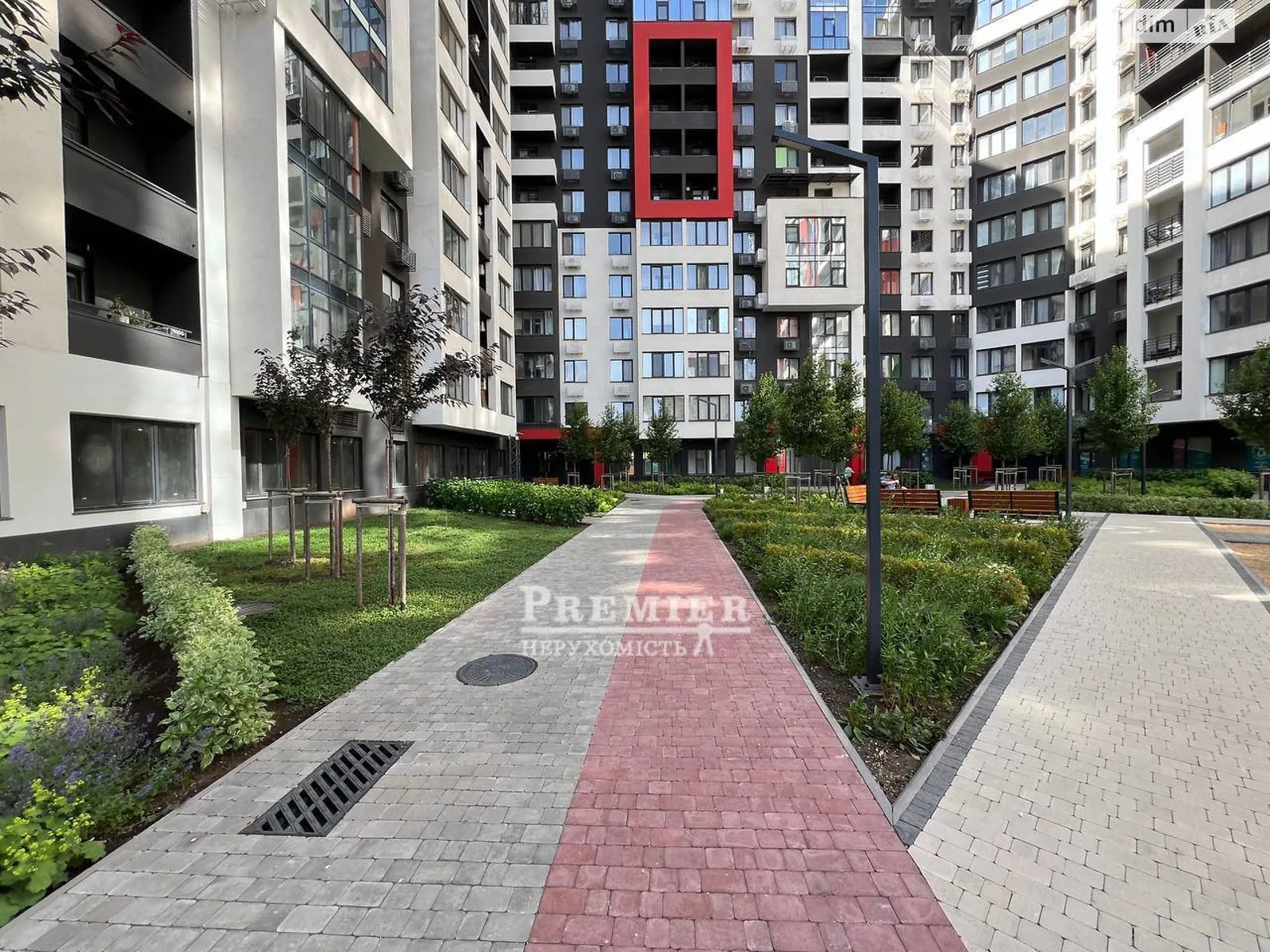 Продается 2-комнатная квартира 95 кв. м в Лиманке, ул. Спортивная - фото 1