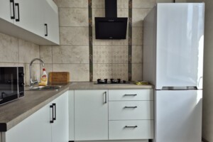 Сниму квартиру посуточно в Украине