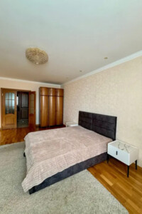 Довгострокова оренда квартири, Київ, р‑н. Деміївка, ст.м. Деміївська, Голосіївська вулиця, буд. 13А