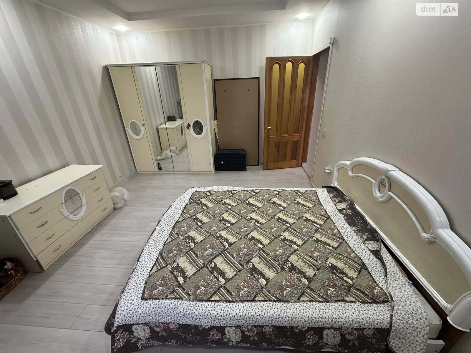 Продается 4-комнатная квартира 118.7 кв. м в Полтаве, цена: 110000 $ - фото 1