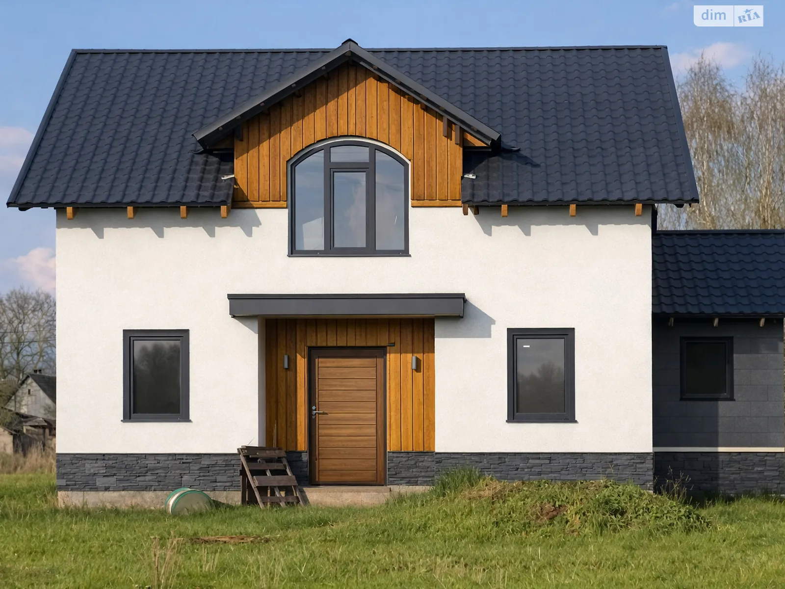 Продается дом на 2 этажа 160 кв. м с гаражом, цена: 63000 $ - фото 1