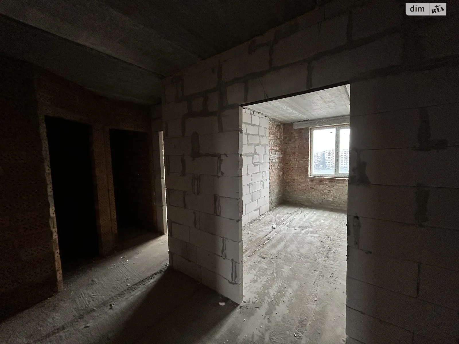 Продается 2-комнатная квартира 67 кв. м в Хмельницком, ул. Прибугская, 5/1 - фото 1