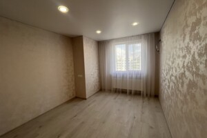 Продаж квартири, Харків, р‑н. ХТЗ, ст.м. Індустріальна, Миру вулиця, буд. 53