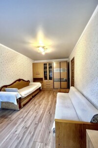 Продаж квартири, Рівне, р‑н. Південний, Степана Бандери вулиця, буд. 46