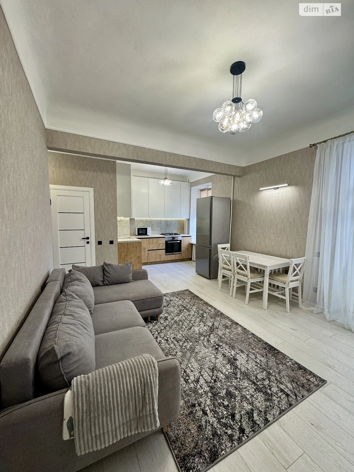 Сдается в аренду 2-комнатная квартира 51 кв. м в Хмельницком, ул. Соборная, 19 - фото 1