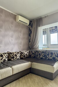 Продаж квартири, Одеса, р‑н. Приморський, Фонтанська (Перекопської дивізії) дорога, буд. 17