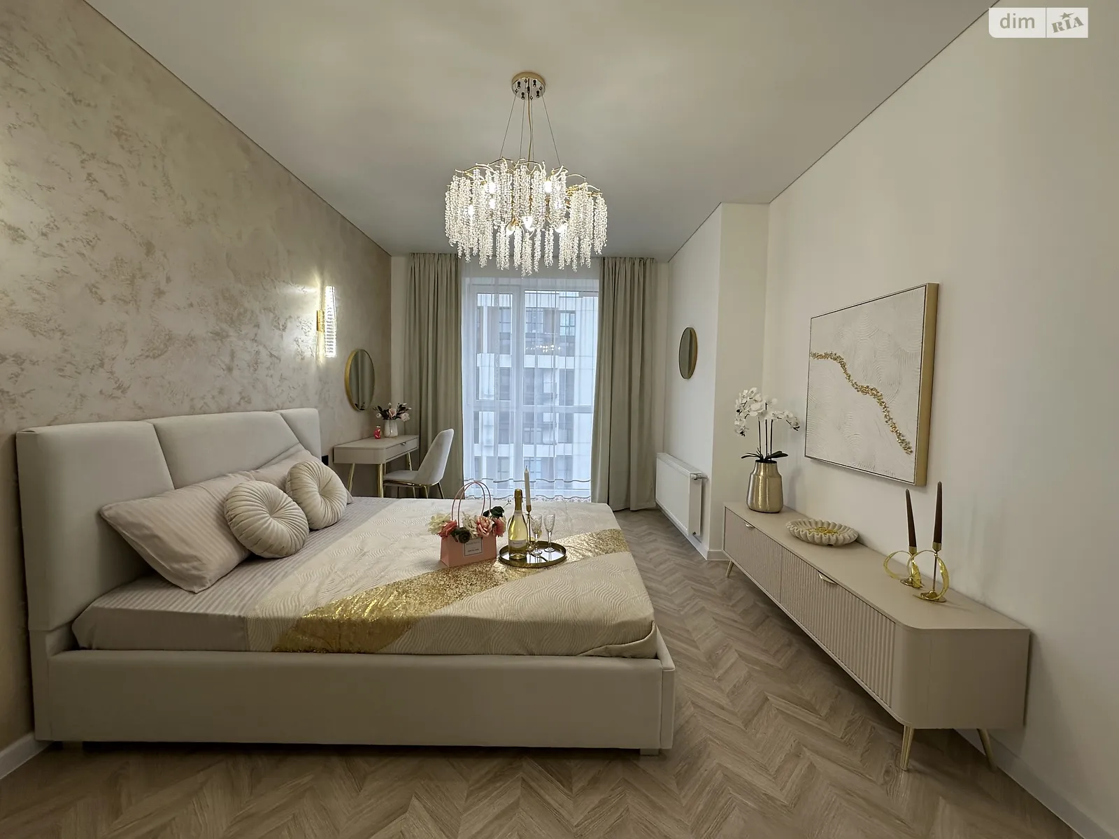 Продается 2-комнатная квартира 68 кв. м в Виннице, ул. Праведников мира(Максимовича), 21Г/3 - фото 1