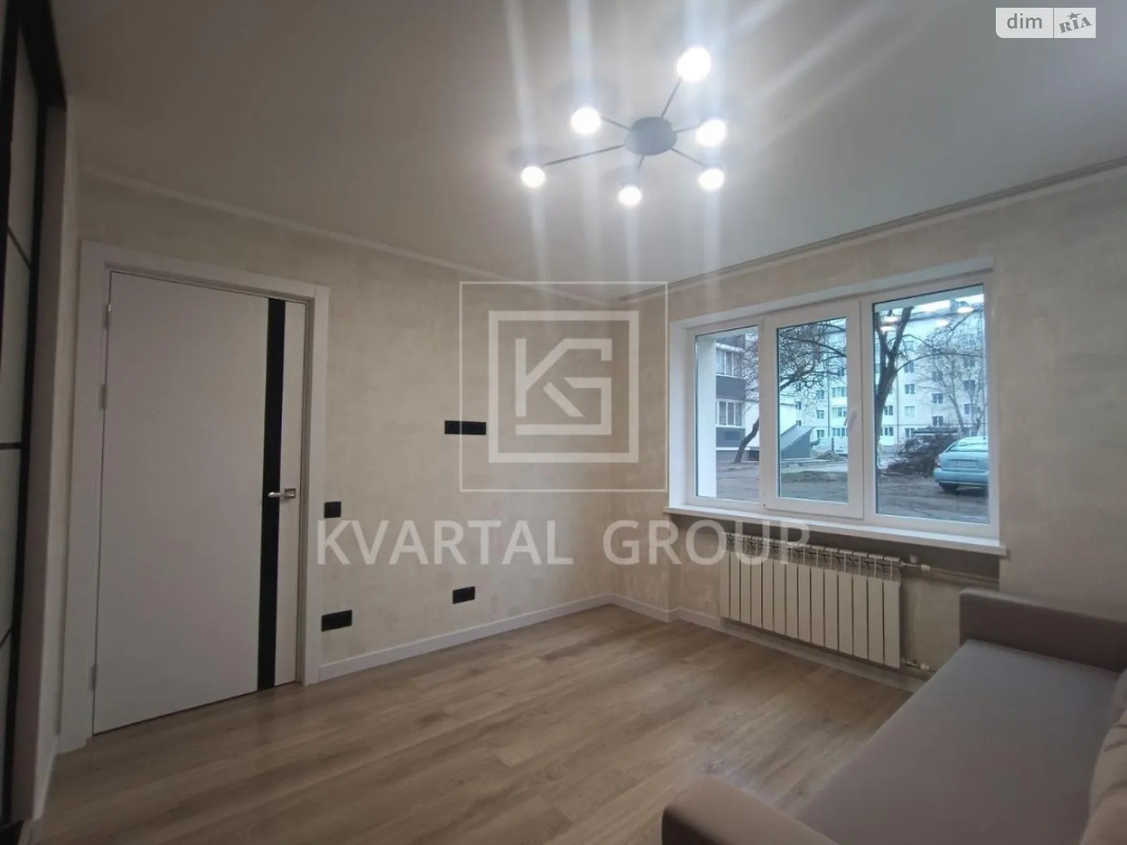 Продается 1-комнатная квартира 25 кв. м в Буче, ул. Яблонская - фото 1