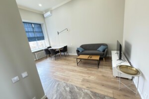 Довгострокова оренда квартири, Київ, р‑н. Шевченківський, ст.м. Майдан Незалежності, Євгена Чикаленка (Пушкінська) вулиця, буд. 31А