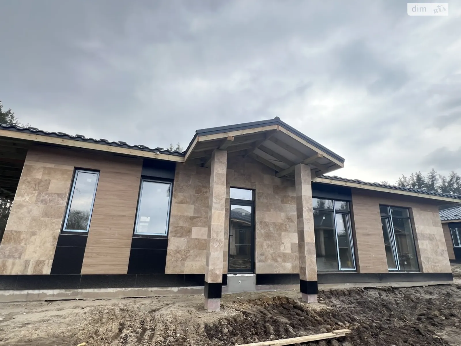 Продается одноэтажный дом 130 кв. м с балконом, цена: 170000 $ - фото 1