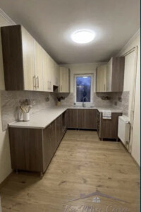 Куплю дом Черновицкой области