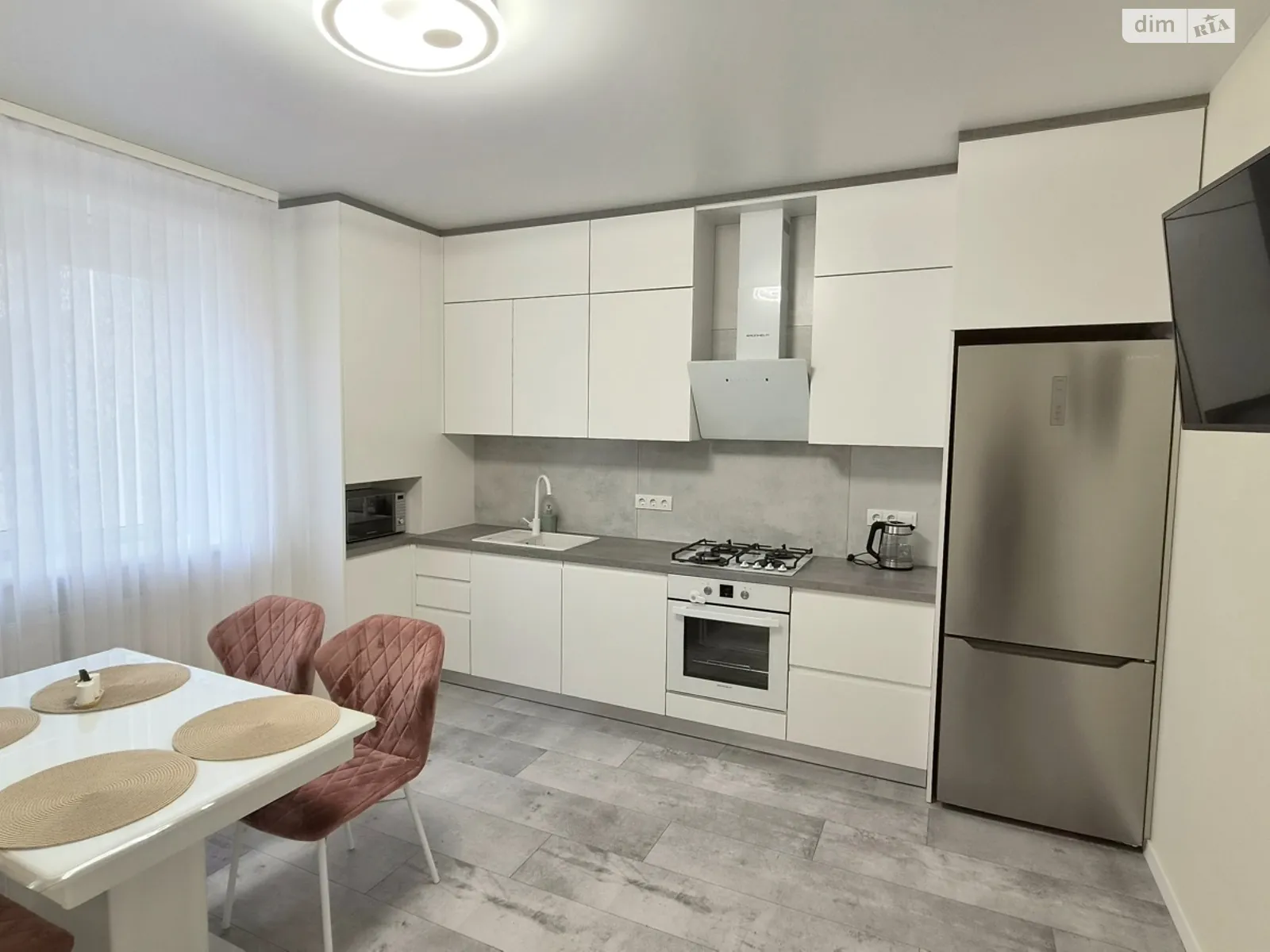 Сдается в аренду 1-комнатная квартира 54 кв. м в Хмельницком, Старокостянтиновское шоссе, 5/3 - фото 1