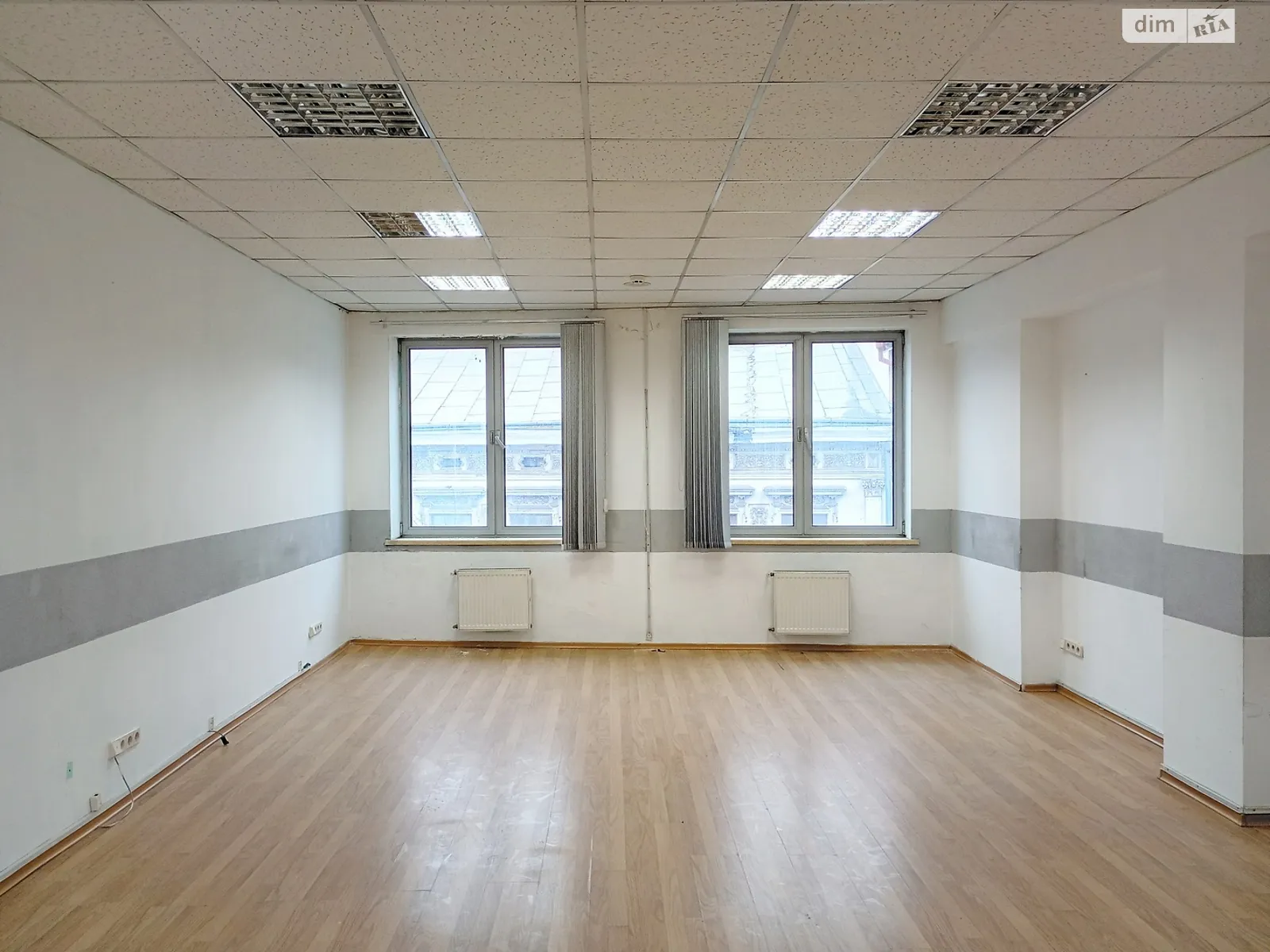 Здається в оренду офіс 39 кв. м в бізнес-центрі, цена: 18000 грн - фото 1