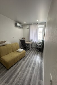 Продаж квартири, Миколаїв, р‑н. Центральний, Адміральська вулиця