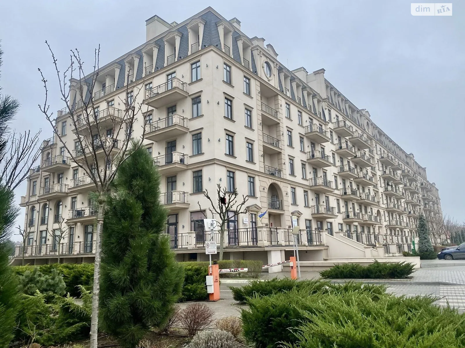 Продается 2-комнатная квартира 71.1 кв. м в Фонтанке, пер. Майский - фото 1