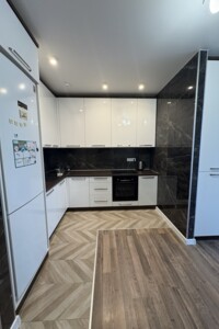 Довгострокова оренда квартири, Івано-Франківськ, Приозерна вулиця