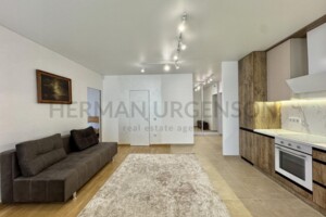 Продаж квартири, Ужгород, р‑н. Новий, Тлехаса вулиця